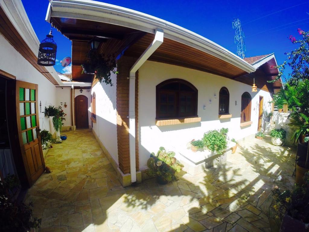 Campos do Jordão Pousada Das Rosas מראה חיצוני תמונה