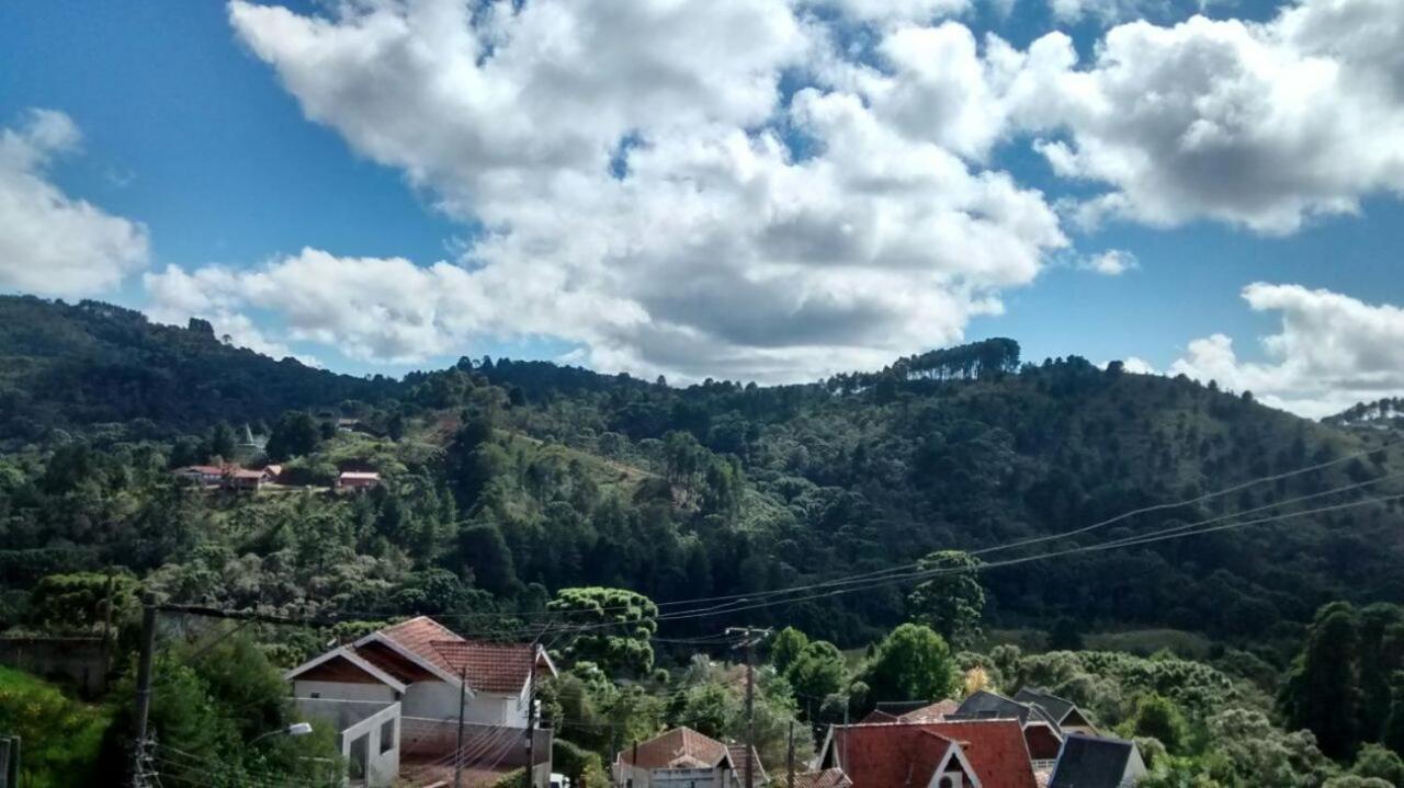 Campos do Jordão Pousada Das Rosas מראה חיצוני תמונה