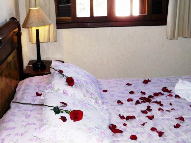 Campos do Jordão Pousada Das Rosas מראה חיצוני תמונה